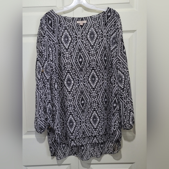 Roz & Ali  Black and White Patterned Blouse size 1X - Picture 1 of 5